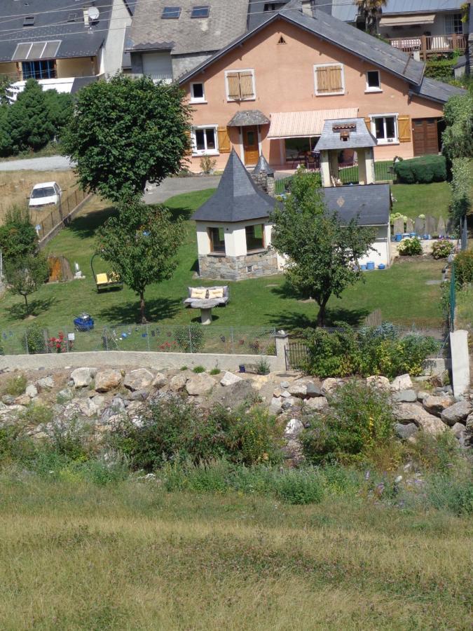 Апартаменты Chez Corine Marque Badet Люс-Сен-Совёр Экстерьер фото